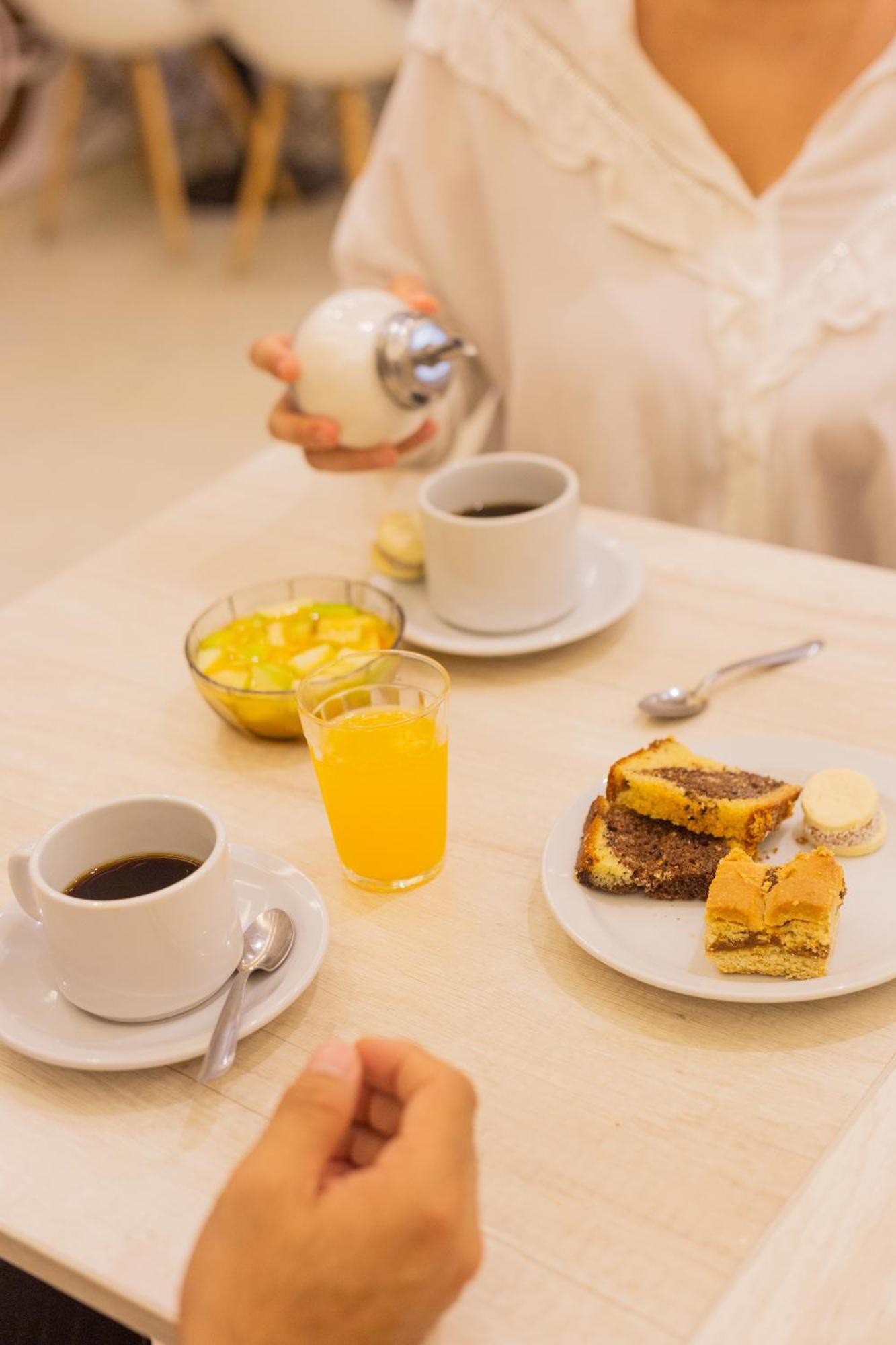 Hotel Mediterraneo San Miguel de Tucumán Екстериор снимка