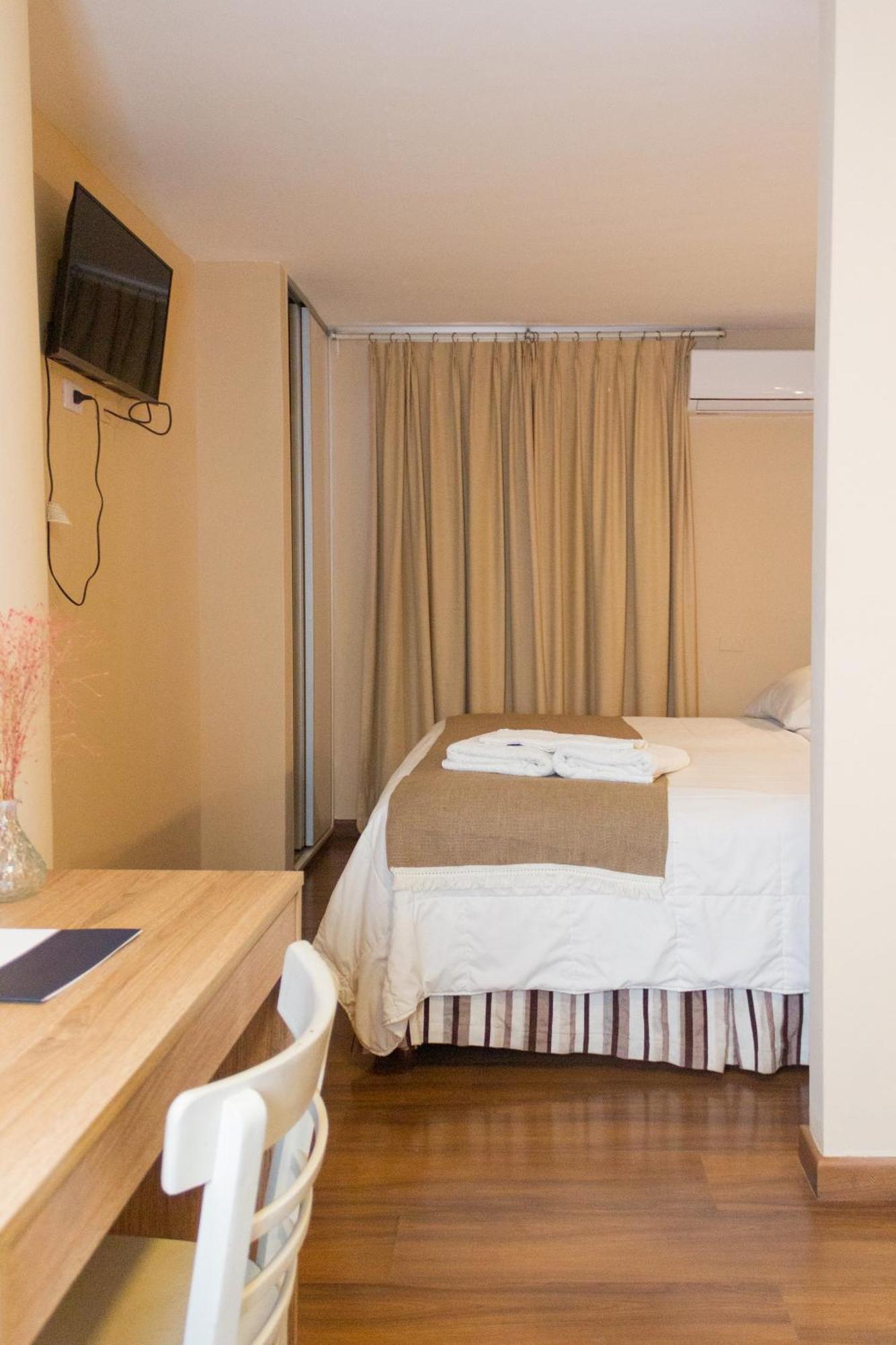 Hotel Mediterraneo San Miguel de Tucumán Екстериор снимка